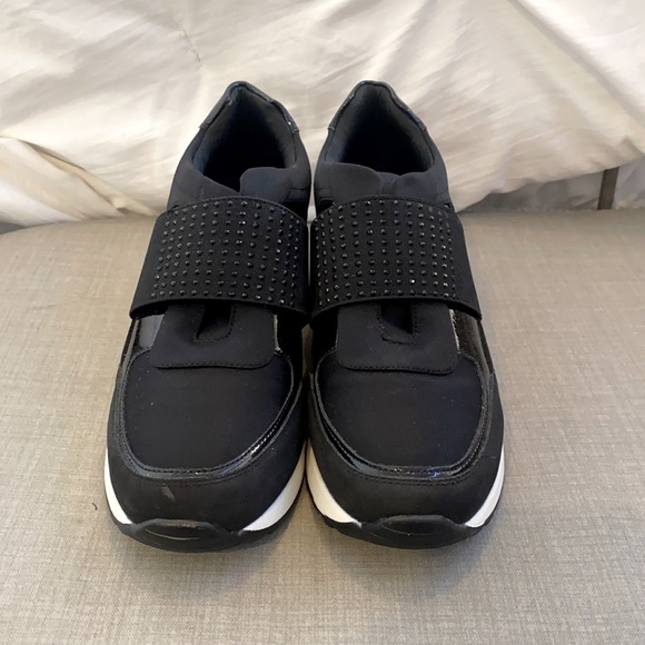 Primadonna collection black heal sneaker size 10 - Picture 2 of 3